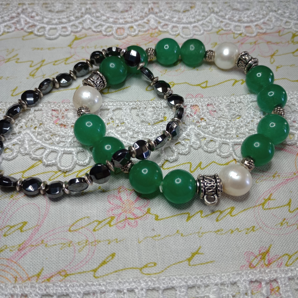 Green and Silver Beaded 'Tea' Bracelet Set